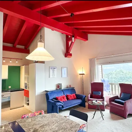 Dach-panorama-wohnung - 5min Zum Lift Zu Fuss Falera