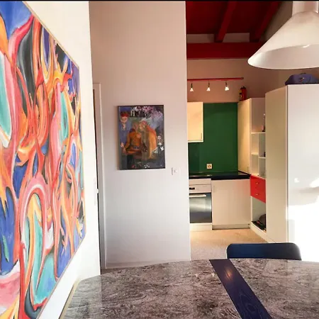 Dach-panorama-wohnung - 5min Zum Lift Zu Fuss